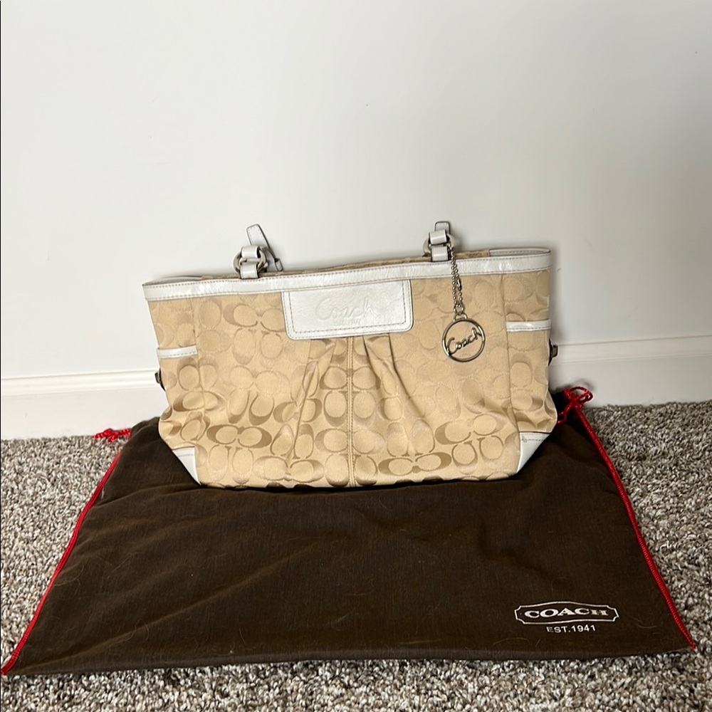 Coach Signature C Tan Tote Purse